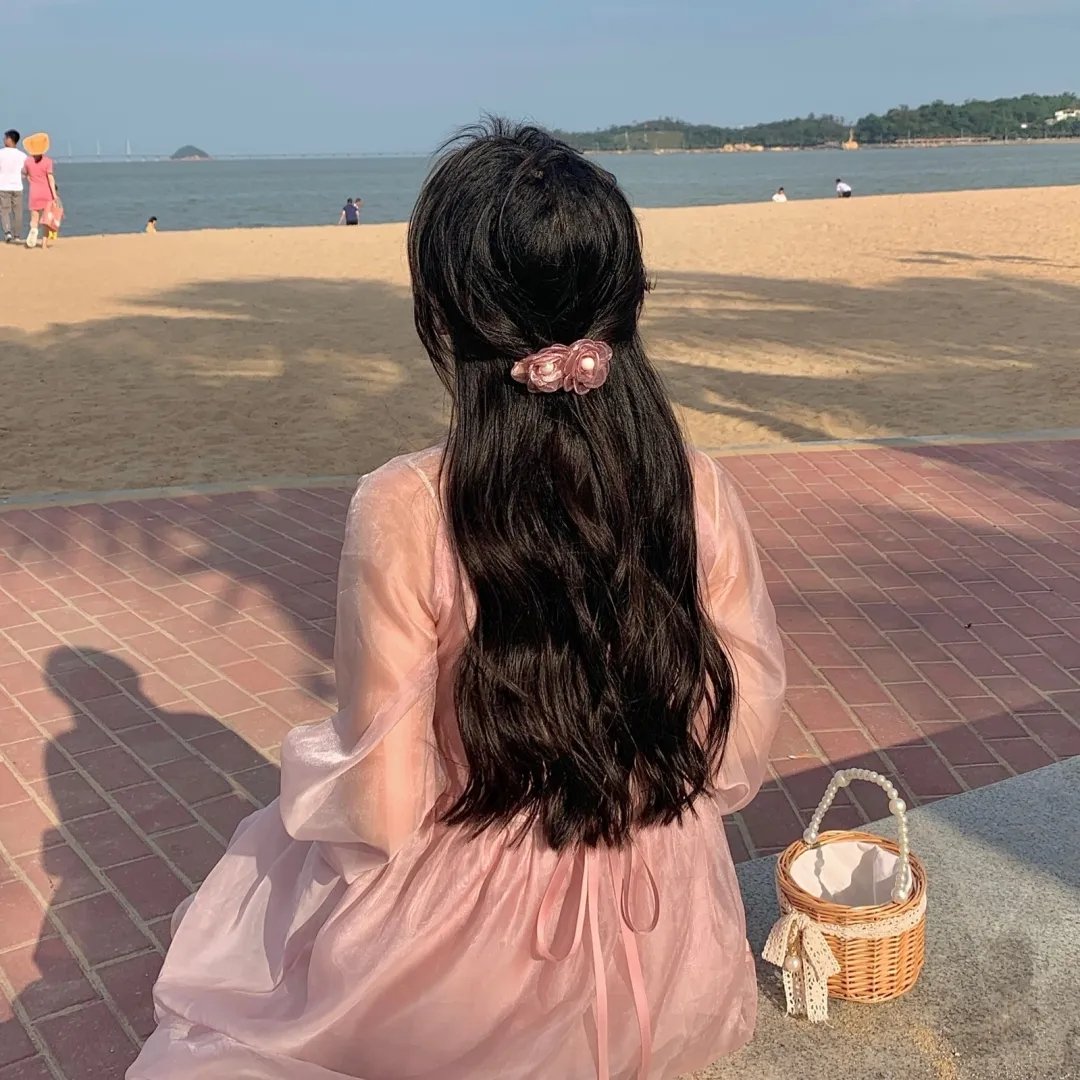 府上娶了个锦鲤新娘